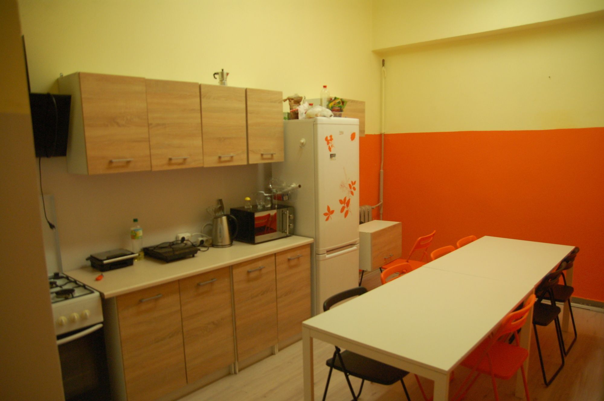 Hostel Family Erasmus Center Варшава Экстерьер фото