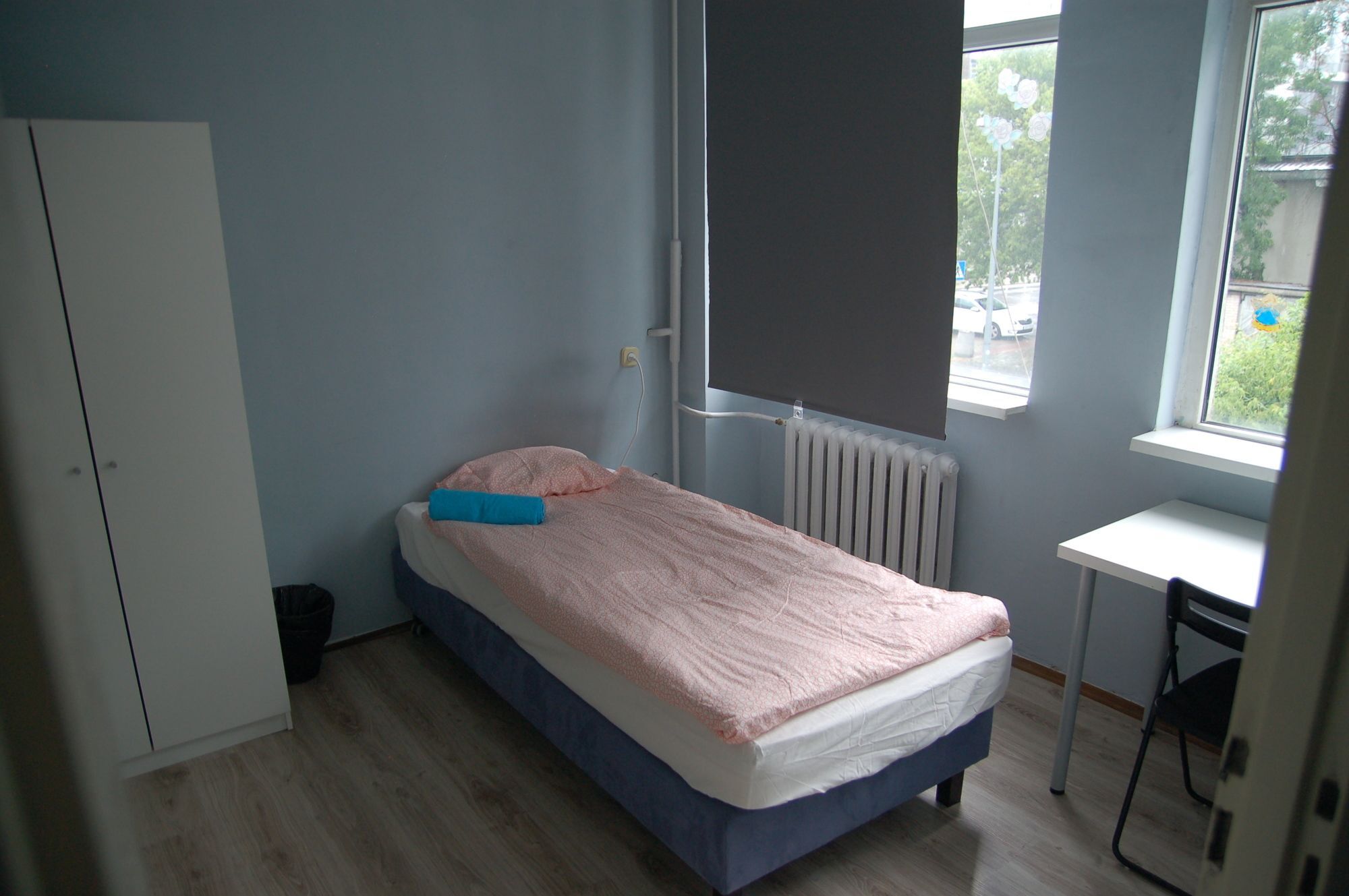 Hostel Family Erasmus Center Варшава Экстерьер фото