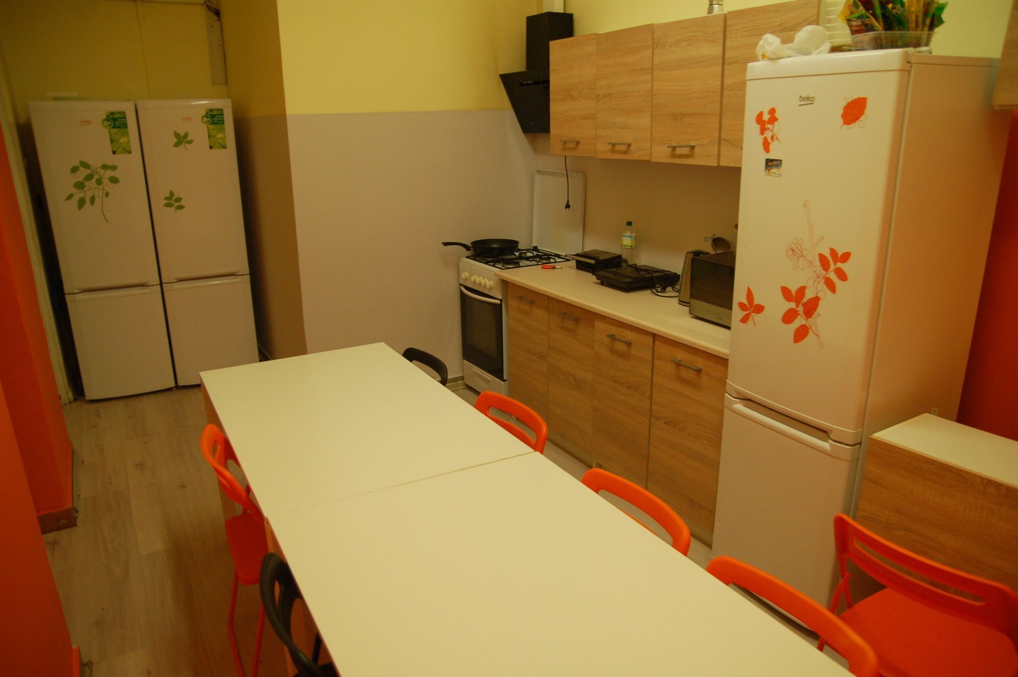 Hostel Family Erasmus Center Варшава Экстерьер фото